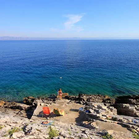 Дом отдыха Secluded Fisherman's Cove Spiliska, Korcula - 9142 Вела-Лука