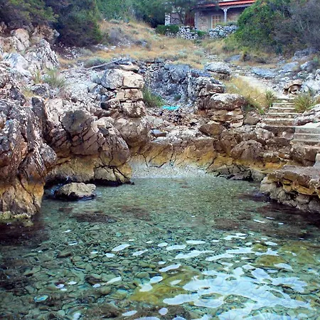 Secluded Fisherman's Cove Spiliska, Korcula - 9142 Дом отдыха Вела-Лука