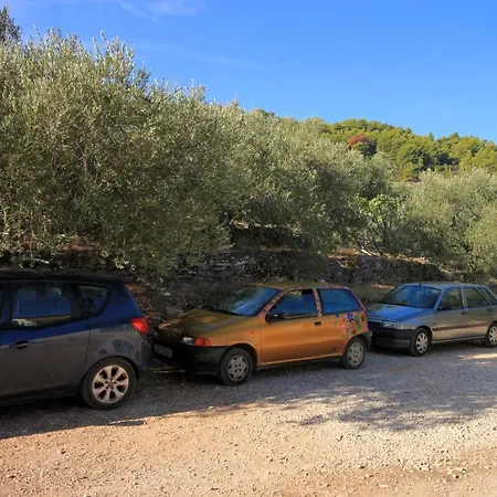 Secluded Fisherman's Cove Spiliska, Korcula - 9142 *