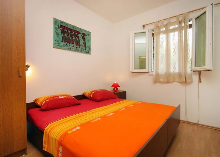 Secluded Fisherman's Cove Spiliska, Korcula - 9142 Vela Luka